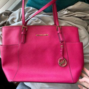 Michael Kors Tote Bag Fuchsia